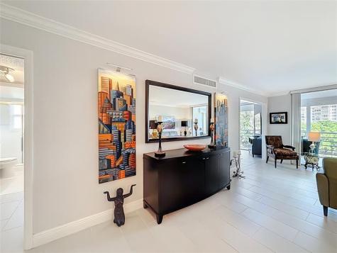 545 Oaks Lane Pompano Beach FL 33069