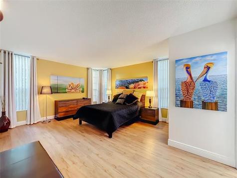 545 Oaks Lane Pompano Beach FL 33069