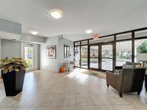 545 Oaks Lane Pompano Beach FL 33069