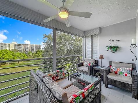 545 Oaks Lane Pompano Beach FL 33069