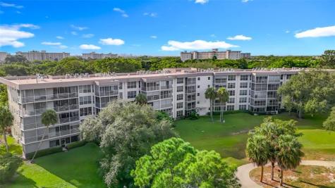 545 Oaks Lane Pompano Beach FL 33069