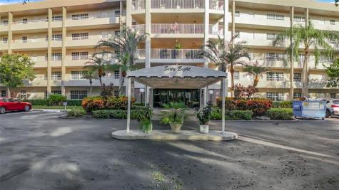 545 Oaks Lane Pompano Beach FL 33069