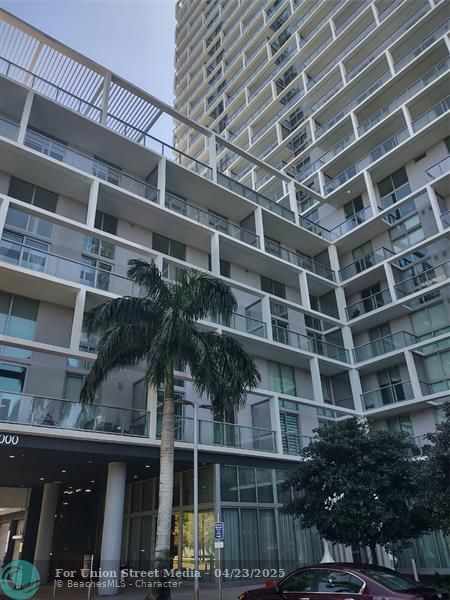 2000 Metropica Sunrise FL 33323