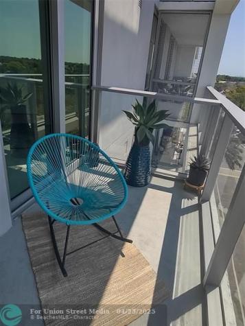 2000 Metropica Sunrise FL 33323