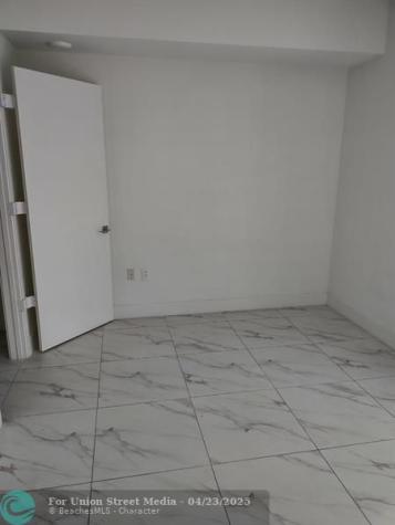 2000 Metropica Sunrise FL 33323