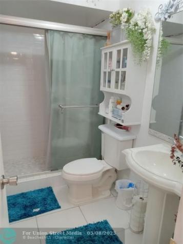 Lauderdale Lakes FL 33313