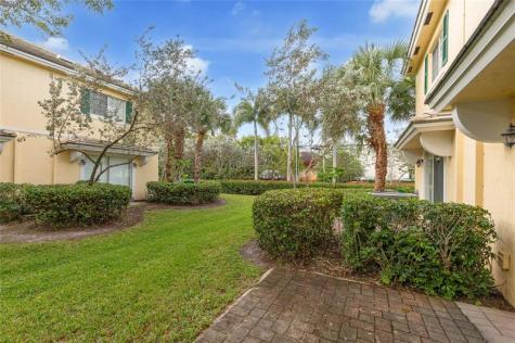 7782 Paddock Place Davie FL 33328