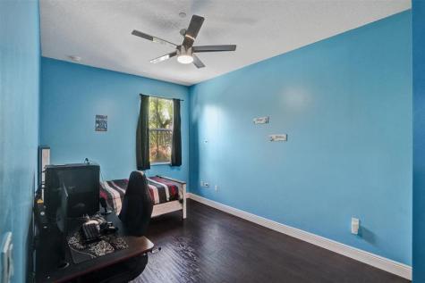 2987 St John Drive Cooper City FL 33024