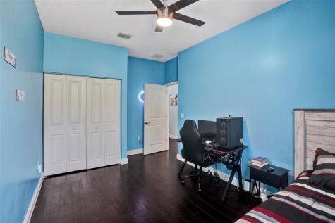 2987 St John Drive Cooper City FL 33024