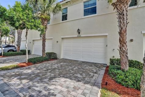 2987 St John Drive Cooper City FL 33024