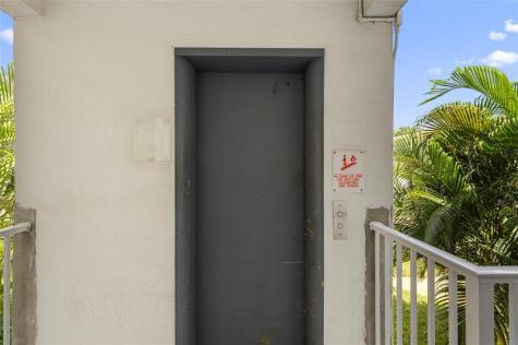 Miami FL 33162