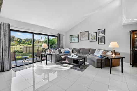 479 Deer Creek Wildwood Lane E Deerfield Beach FL 33442