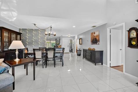 479 Deer Creek Wildwood Lane E Deerfield Beach FL 33442