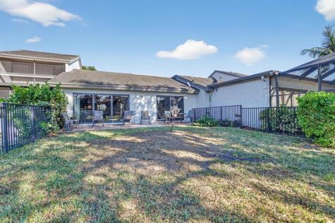 479 Deer Creek Wildwood Lane E Deerfield Beach FL 33442