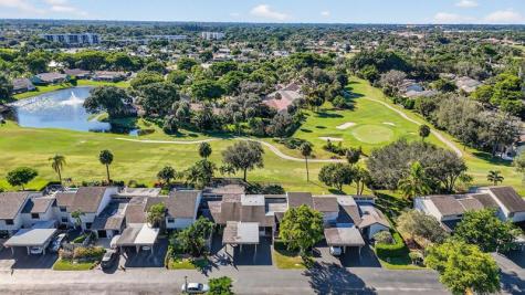 479 Deer Creek Wildwood Lane E Deerfield Beach FL 33442