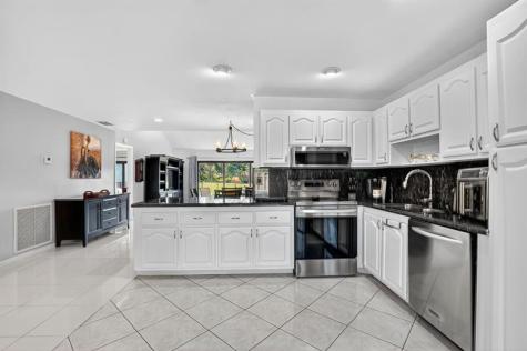 479 Deer Creek Wildwood Lane E Deerfield Beach FL 33442