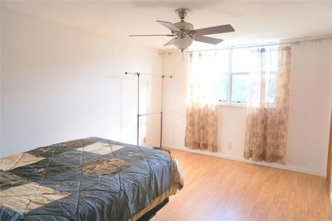 2821 Somerset Drive Lauderdale Lakes FL 33311