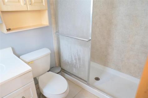 2821 Somerset Drive Lauderdale Lakes FL 33311