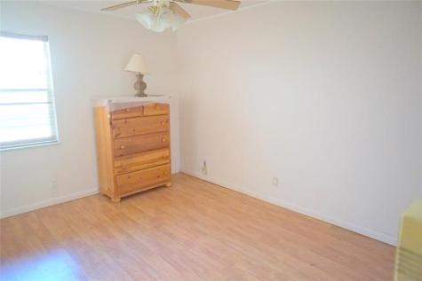 2821 Somerset Drive Lauderdale Lakes FL 33311