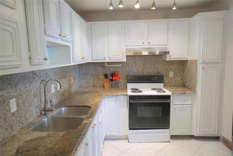 2821 Somerset Drive Lauderdale Lakes FL 33311