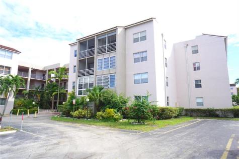 2821 Somerset Drive Lauderdale Lakes FL 33311