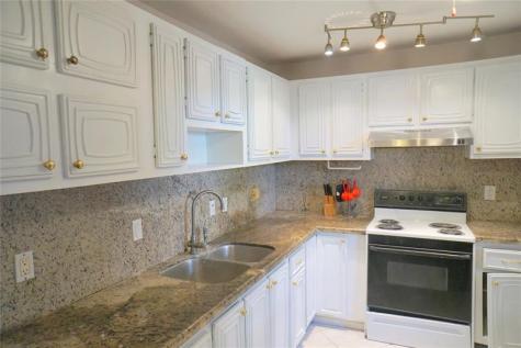 2821 Somerset Drive Lauderdale Lakes FL 33311