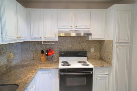 2821 Somerset Drive Lauderdale Lakes FL 33311