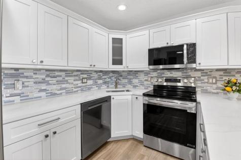 427 Pine Glen Lane Greenacres FL 33463