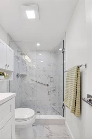 427 Pine Glen Lane Greenacres FL 33463