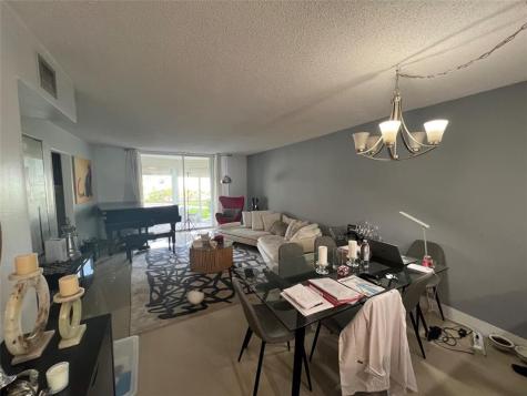 1040 SE 4th Avenue Deerfield Beach FL 33441