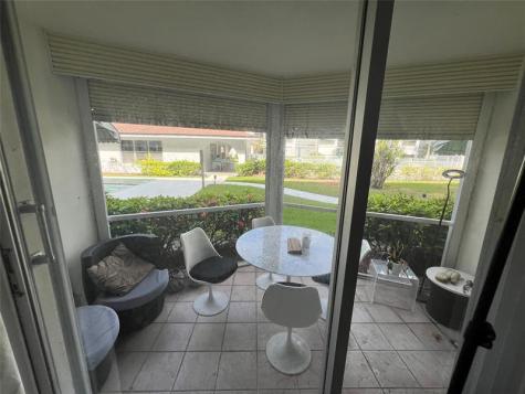 1040 SE 4th Avenue Deerfield Beach FL 33441