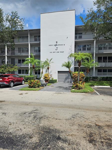 101 SW 132 Way Pembroke Pines FL 33027
