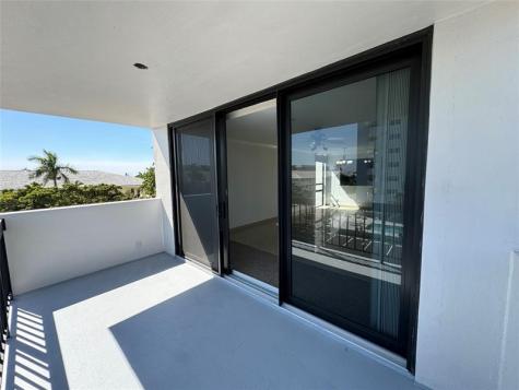 4800 Bayview Drive Fort Lauderdale FL 33308