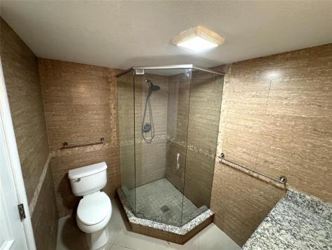 4800 Bayview Drive Fort Lauderdale FL 33308