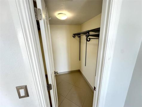 4800 Bayview Drive Fort Lauderdale FL 33308