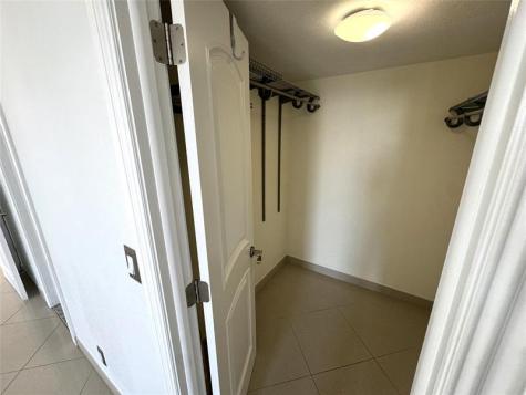 4800 Bayview Drive Fort Lauderdale FL 33308