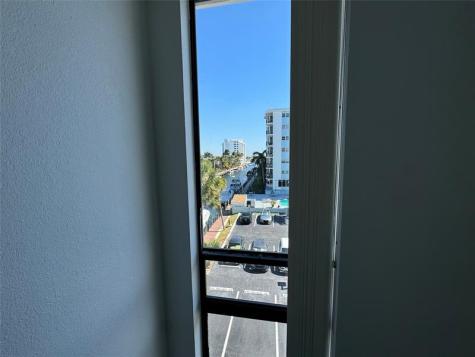 4800 Bayview Drive Fort Lauderdale FL 33308