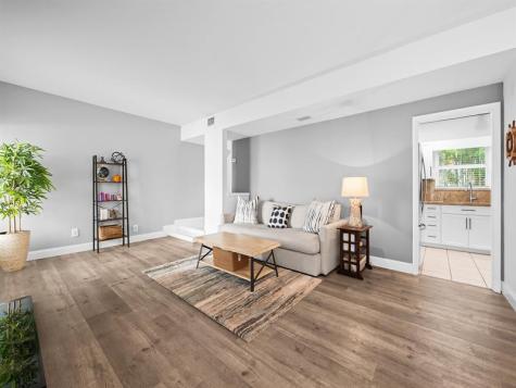 1524 SE 12th Street Fort Lauderdale FL 33316