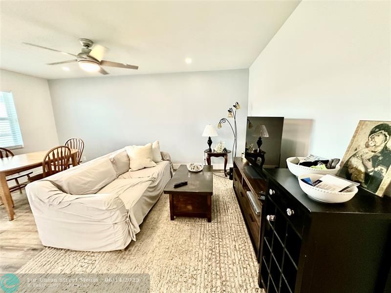 710 Flanders O Delray Beach FL 33484