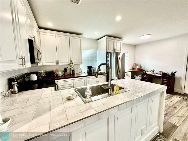 710 Flanders O Delray Beach FL 33484