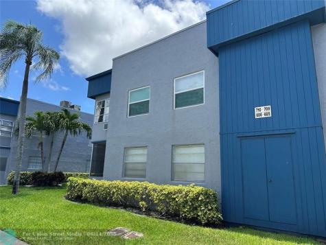 710 Flanders O Delray Beach FL 33484