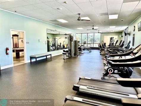 710 Flanders O Delray Beach FL 33484