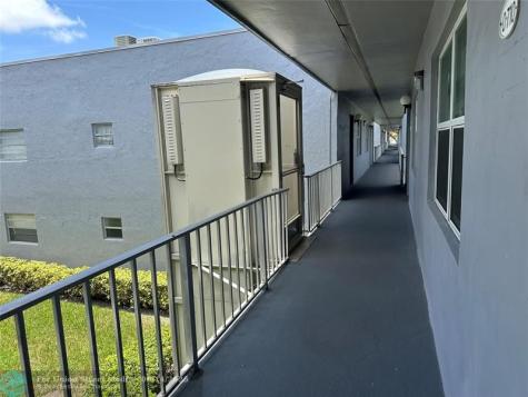 710 Flanders O Delray Beach FL 33484