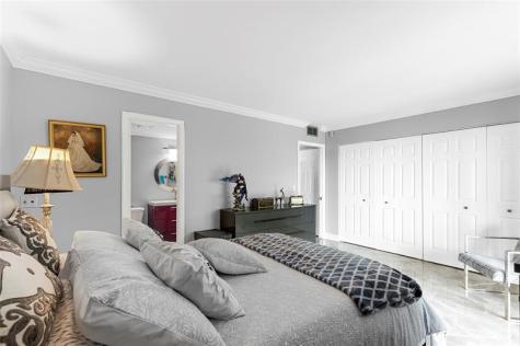 487 Grantham F Deerfield Beach FL 33442