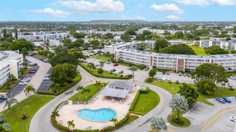 487 Grantham F Deerfield Beach FL 33442