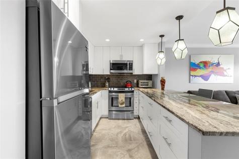 487 Grantham F Deerfield Beach FL 33442