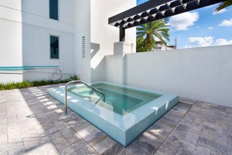 246 Shore Court Lauderdale By The Sea FL 33308