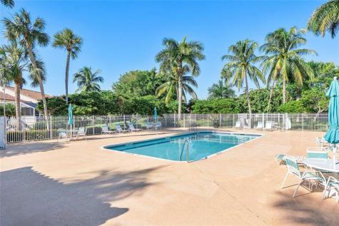 576 W Palm Aire Drive Pompano Beach FL 33069