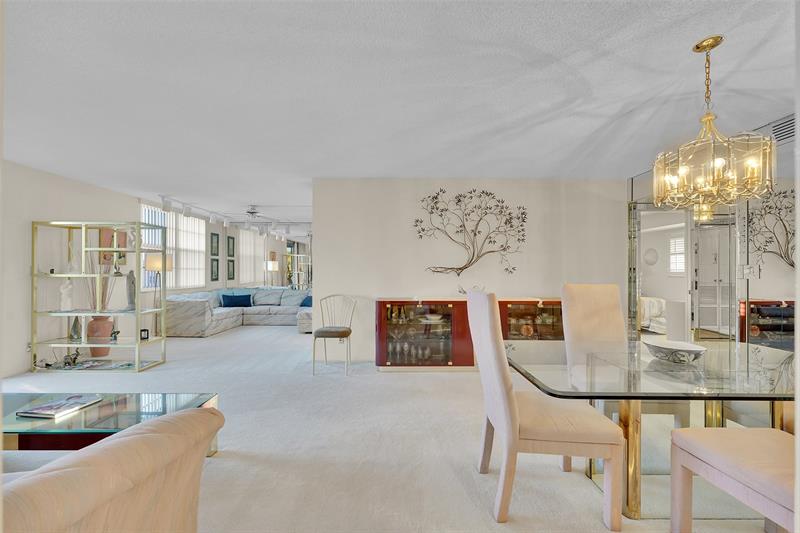 5340 NW 2nd Avenue Boca Raton FL 33487