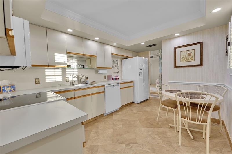 5340 NW 2nd Avenue Boca Raton FL 33487